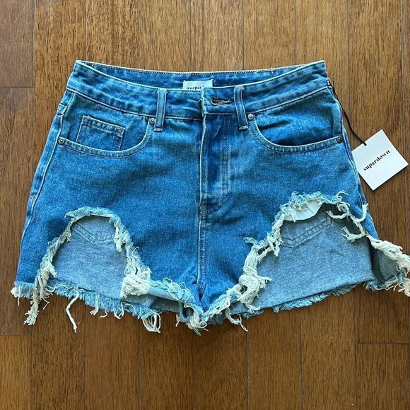 Superdown Quinn Denim Shorts - Picture 5 of 10
